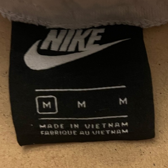 Nike women’s fleece sweatpants w pockets & string - Picture 2 of 2